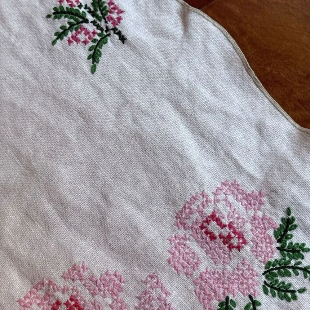 Vtg Handmade Cross Stitch Table Runner Pink Roses Linen Dresser Scarf 14x35 READ